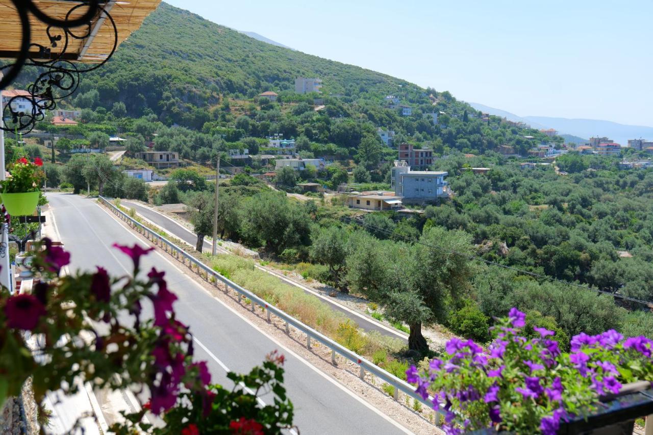 Vila Panorama Piqeras Bed & Breakfast Exterior photo