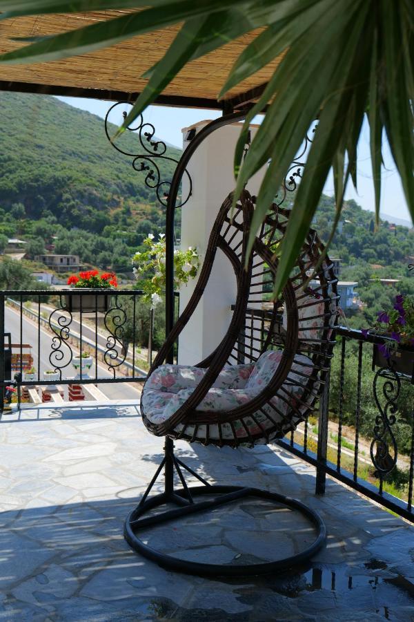 Vila Panorama Piqeras Bed & Breakfast Exterior photo