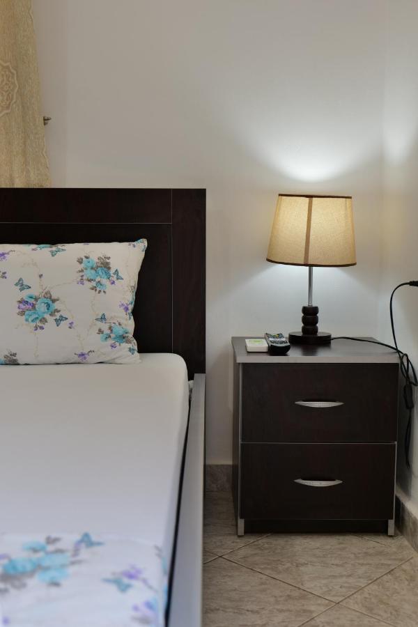 Vila Panorama Piqeras Bed & Breakfast Exterior photo